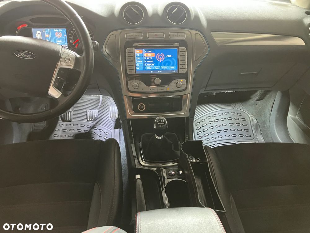 Ford Mondeo 2.0 TDCi Titanium - 35