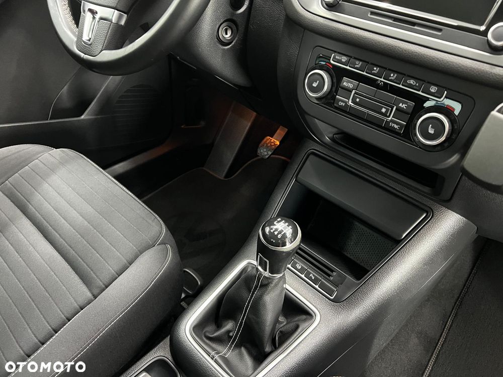 Volkswagen Tiguan - 9