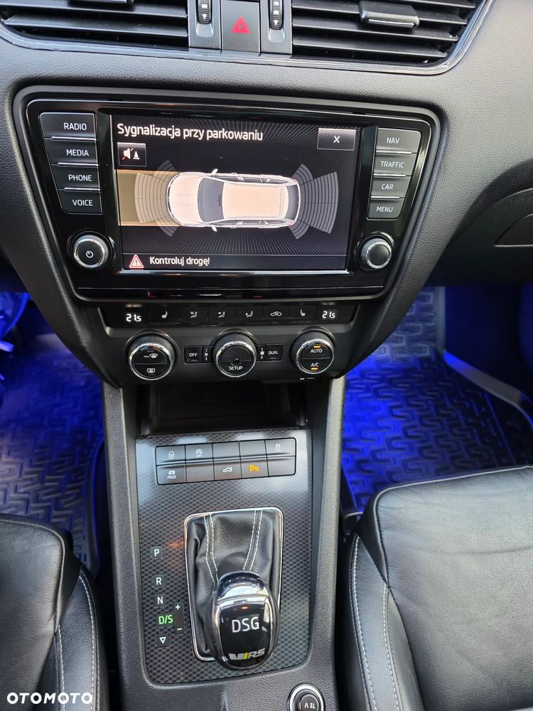 Skoda Octavia 2.0 TSI (Green tec) DSG RS - 34