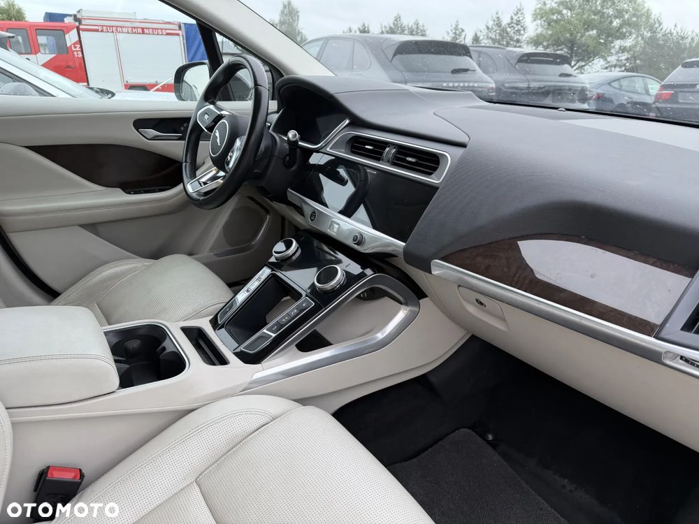 Jaguar I-Pace EV400 AWD R-DYNAMIC HSE - 17