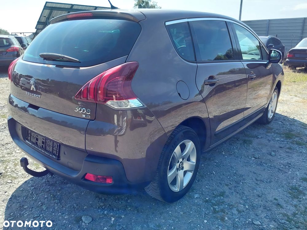 Peugeot 3008 HDi FAP 115 EGS6 Stop&Start Business-Line - 6