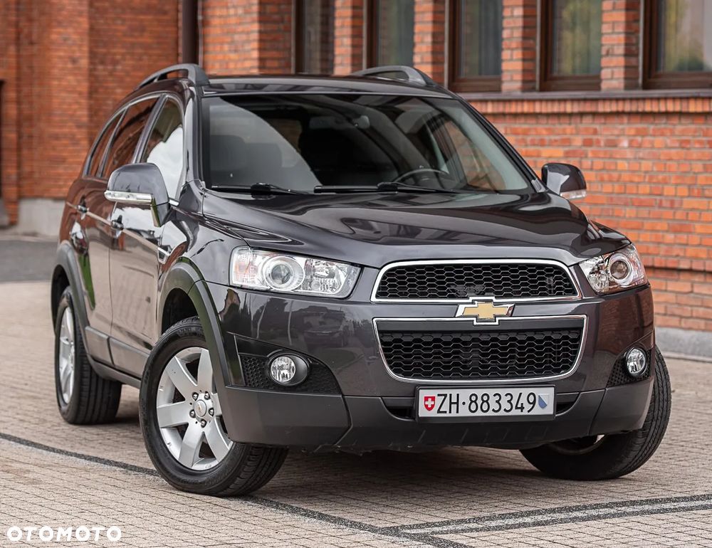 Chevrolet Captiva 2.4 AWD LT+ - 2