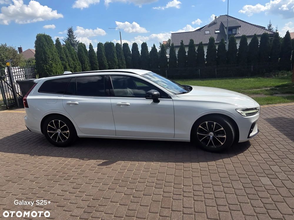 Volvo V60 D4 R-Design - 14