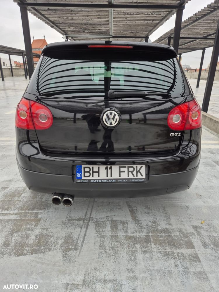 Volkswagen Golf 2.0 FSI GTI DSG - 11