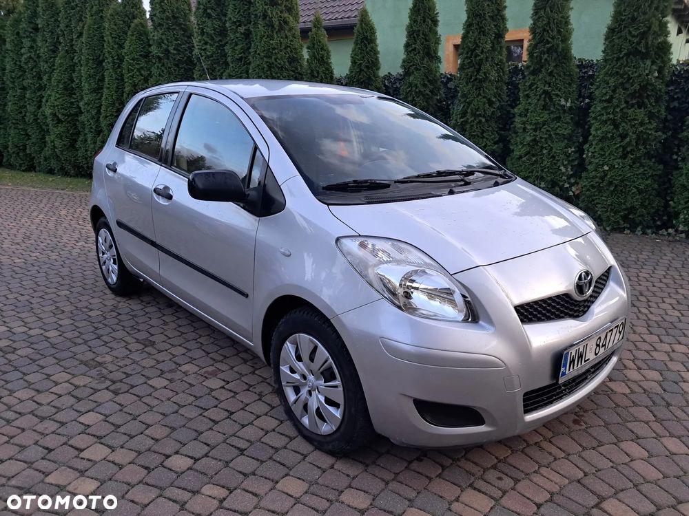 Toyota Yaris - 2