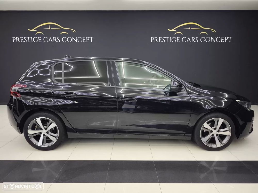 Peugeot 308 1.6 BlueHDi Allure J17 EAT6 — fotografia 2