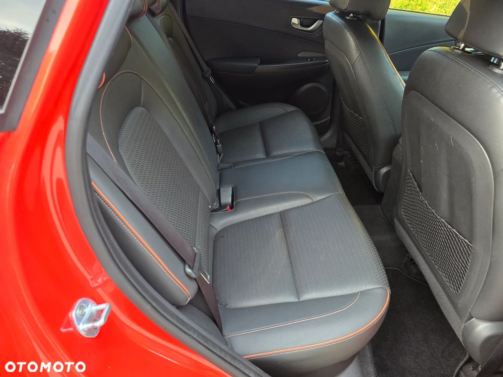 Hyundai Kona 1.6 T-GDI DCT 4WD Premium - 26