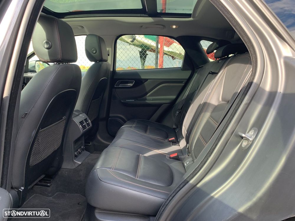 Jaguar F-Pace 2.0 i4D R-Sport Aut. - 14