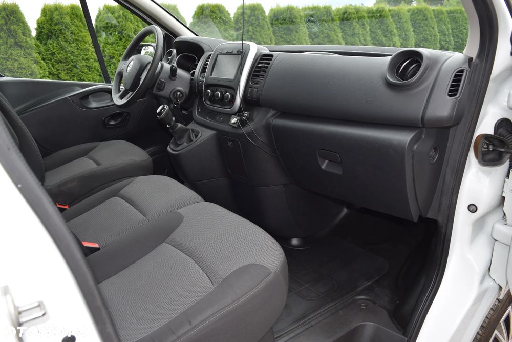 Renault Trafic - 9
