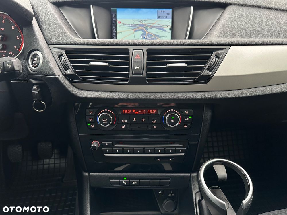 BMW X1 sDrive18i Sport Line - 20