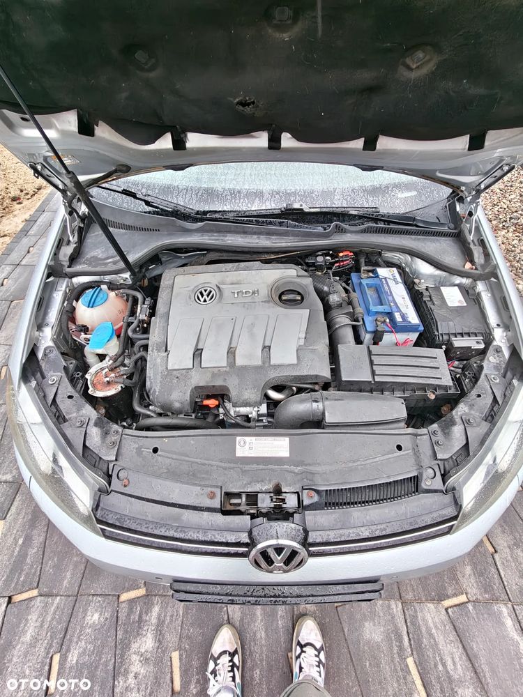 Volkswagen Golf 1.6 TDI Comfortline - 13