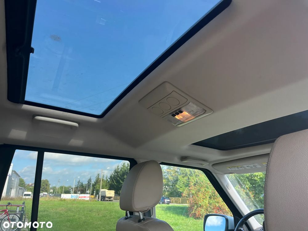 Land Rover Discovery - 12