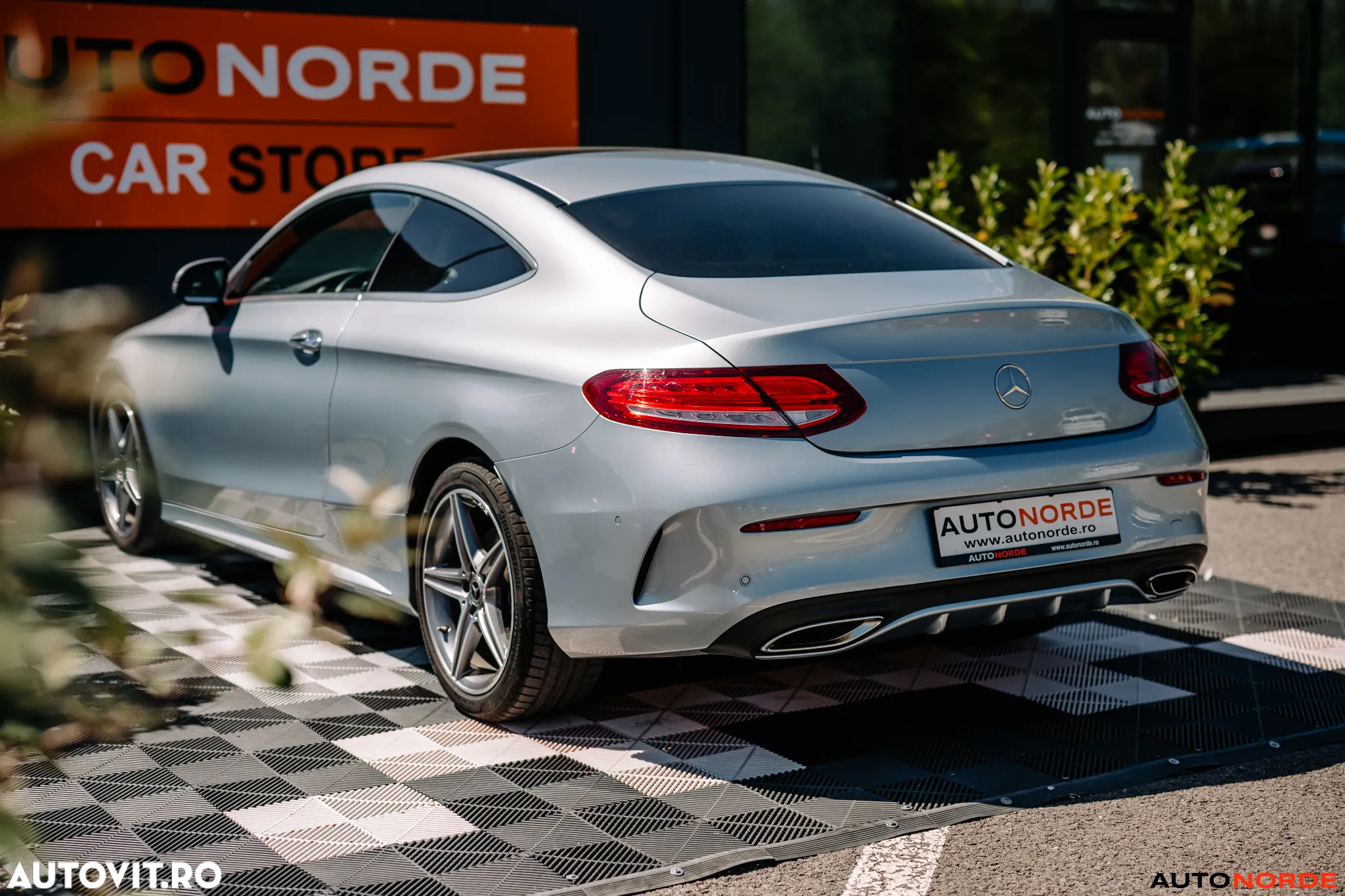 Mercedes-Benz C 250 Coupe 7G-TRONIC AMG Line - 5