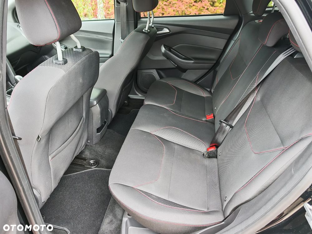 Ford Focus 1.5 EcoBoost ST-Line Black ASS - 39