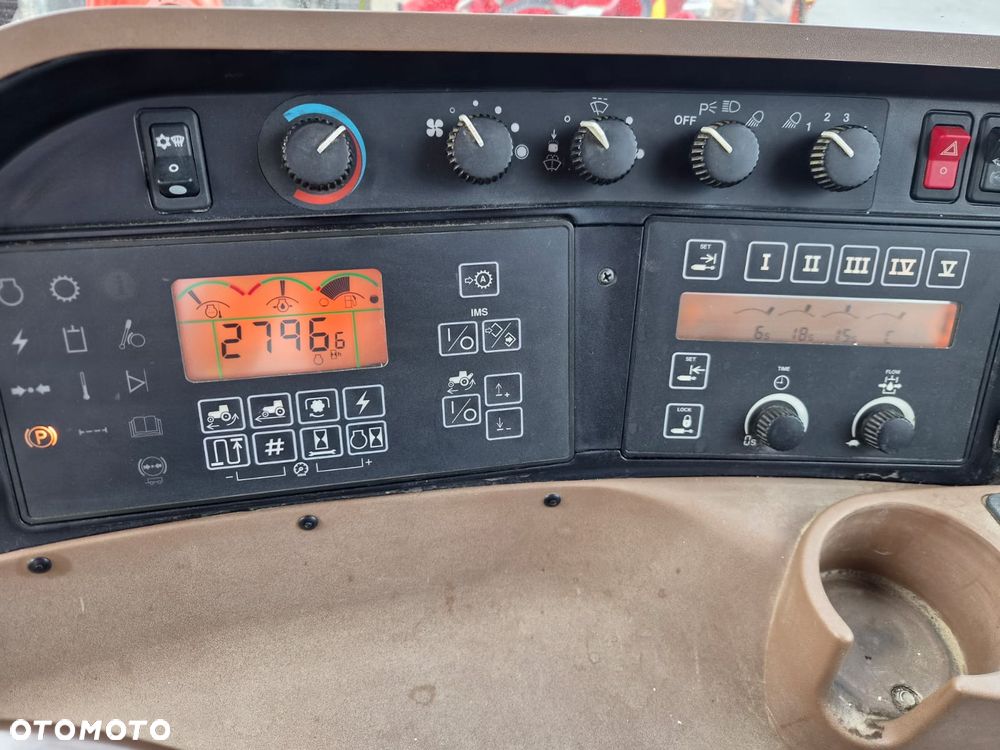John Deere 8320 - 8