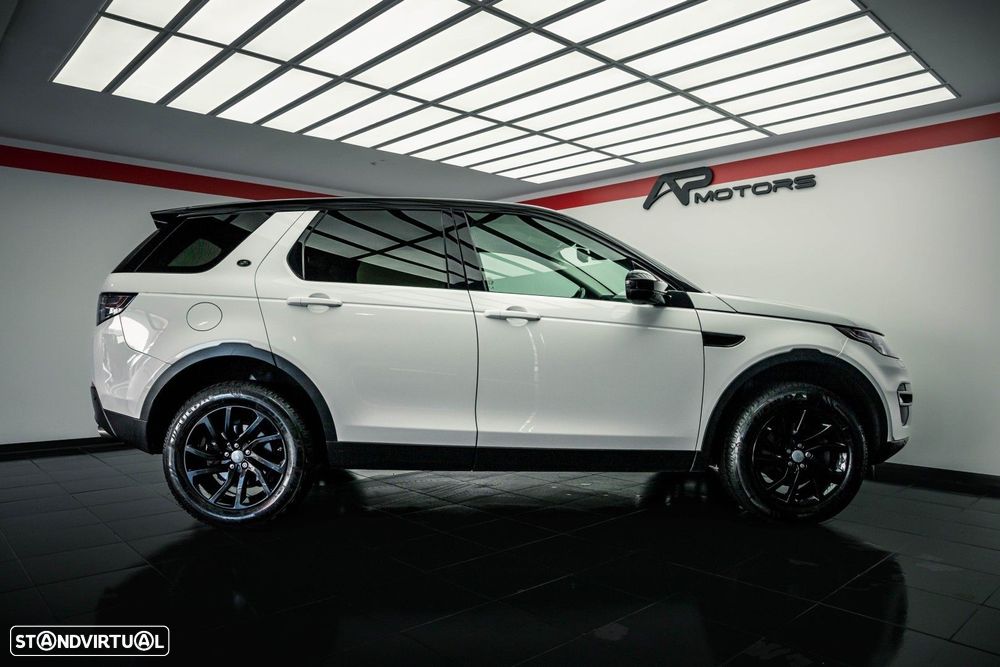 Land Rover Discovery Sport 2.0 TD4 SE Auto - 12