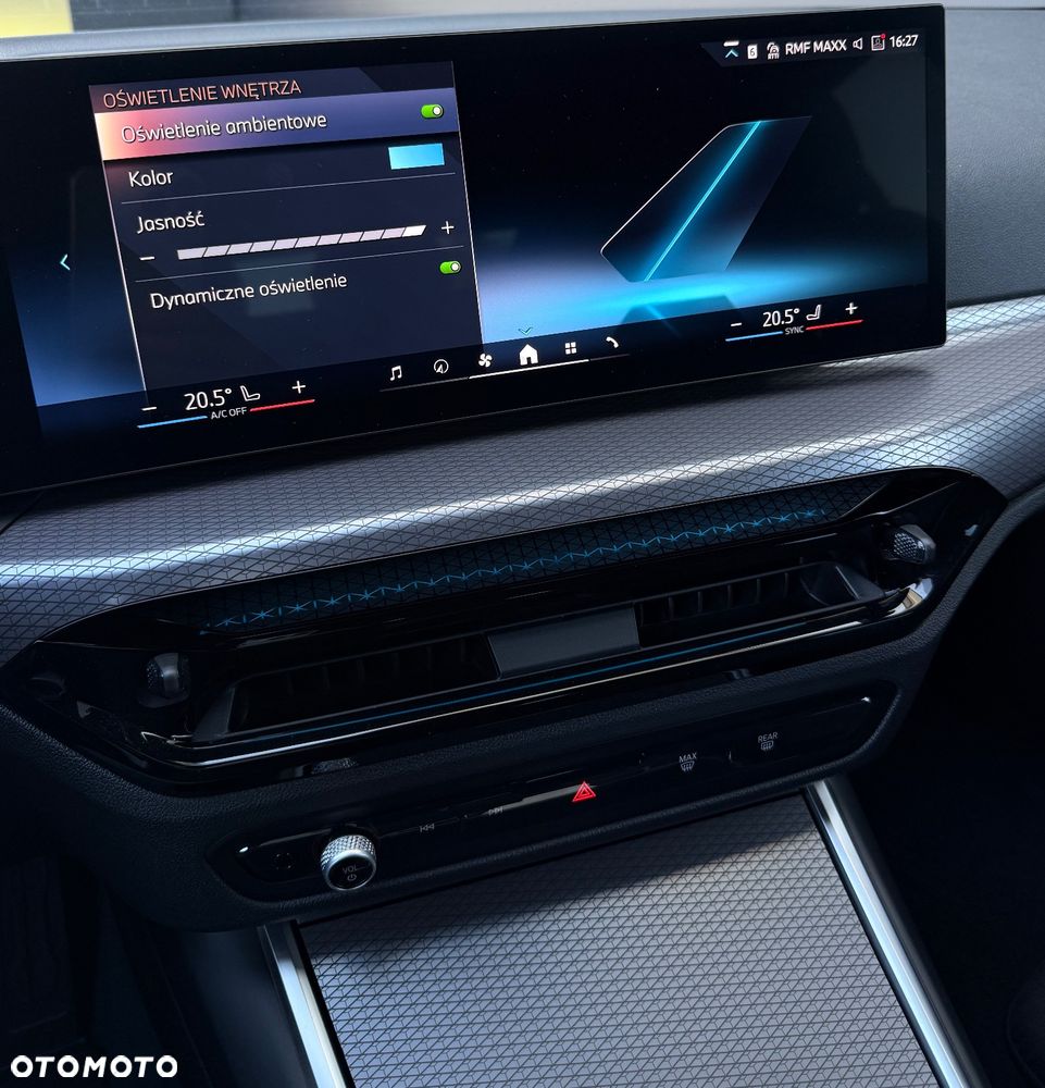 BMW Seria 3 330i xDrive M Sport sport - 41