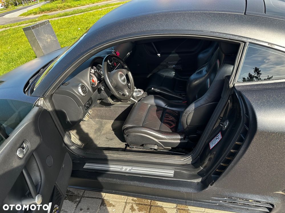 Audi TT Coupé - 6
