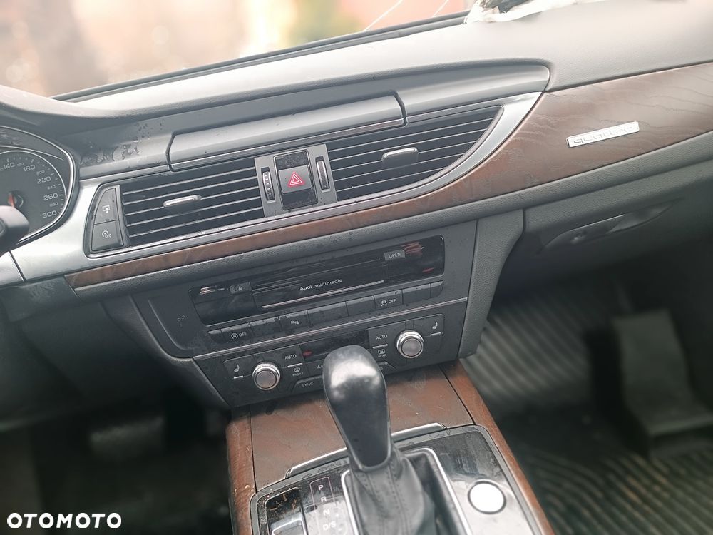 Audi A6 Avant 3.0 TDI quattro S tronic - 8