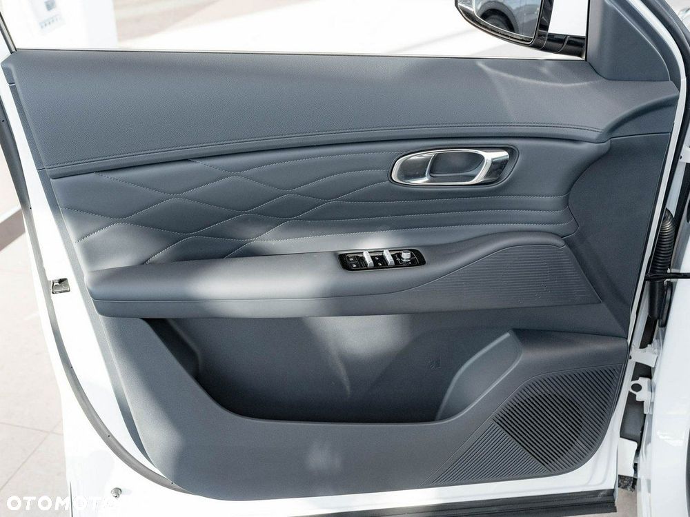 Geely Starray EM-i 1.5 PHEV Pro - 8