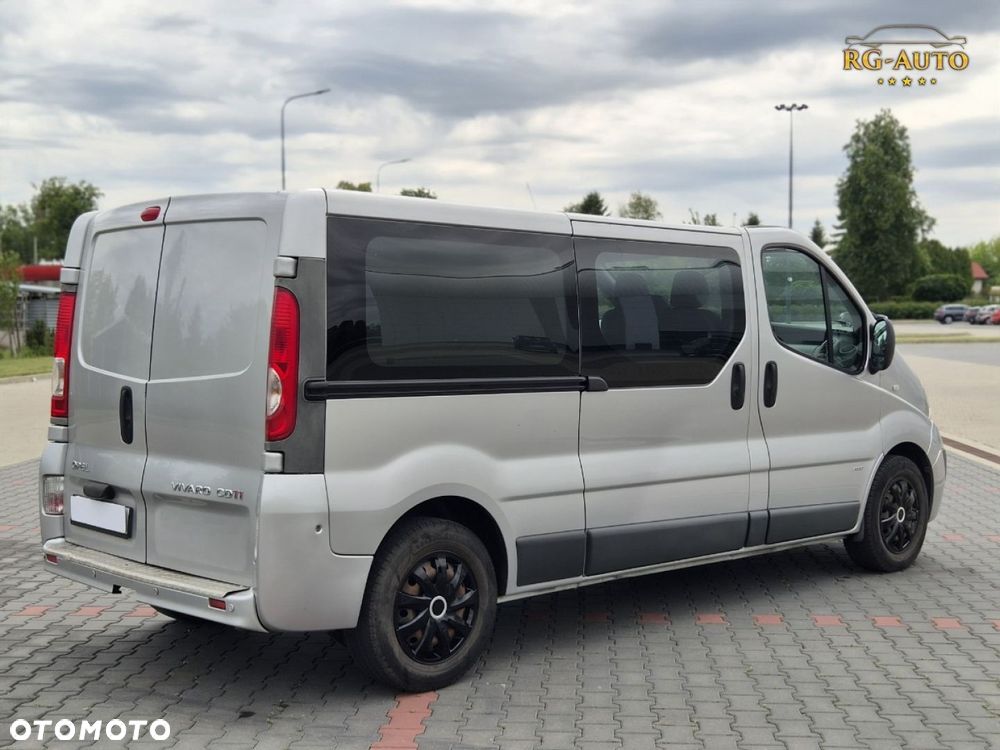 Opel Vivaro - 8