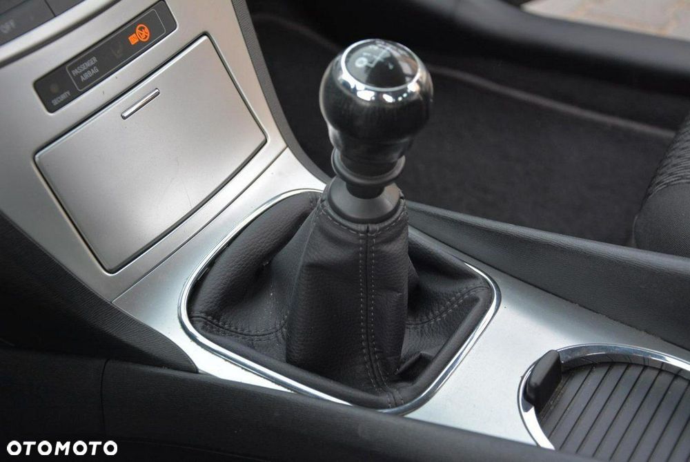 Toyota Avensis 2.0 D-4D Comfort - 33