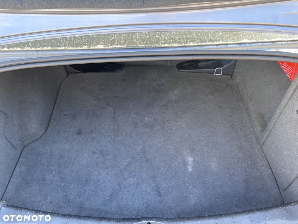 Opel Vectra 1.8 - 16