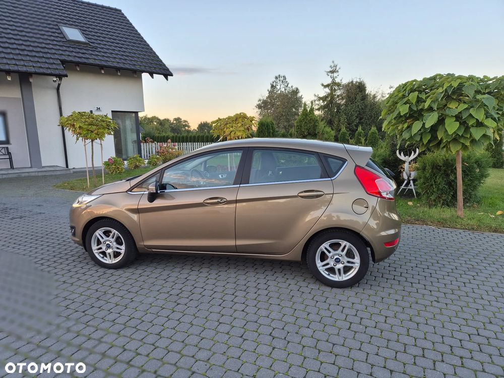 Ford Fiesta - 26
