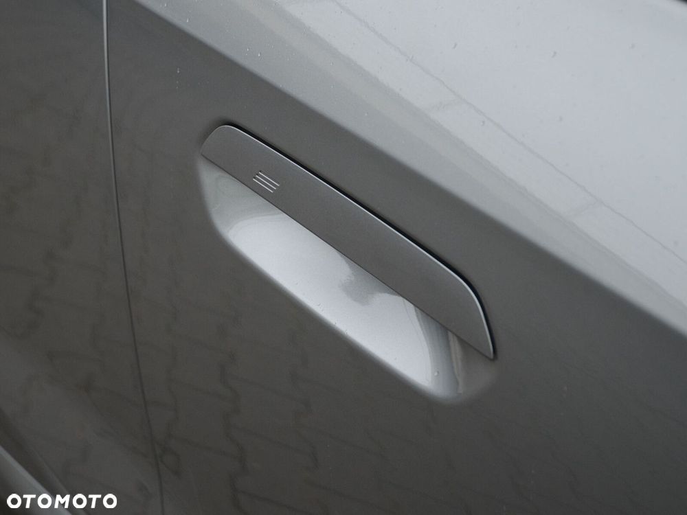 BMW X1 - 15