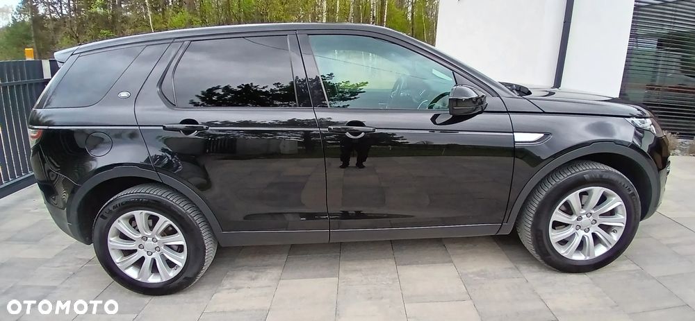 Land Rover Discovery Sport TD4 HSE - 4