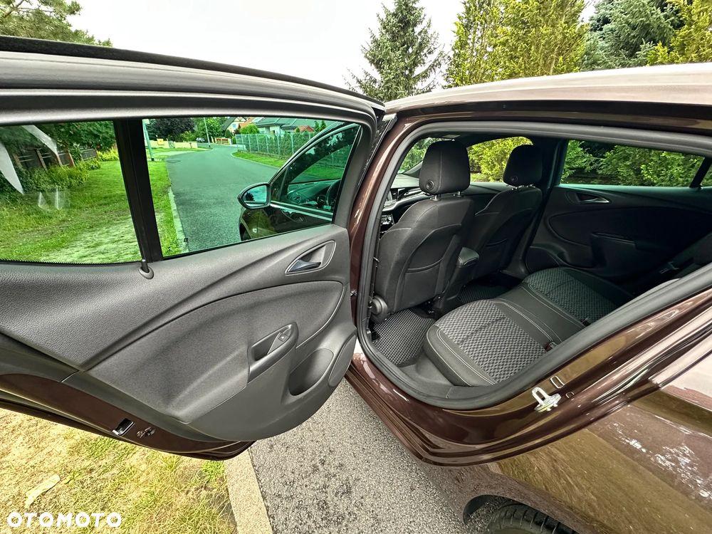 Opel Astra 1.4 T Dynamic - 21