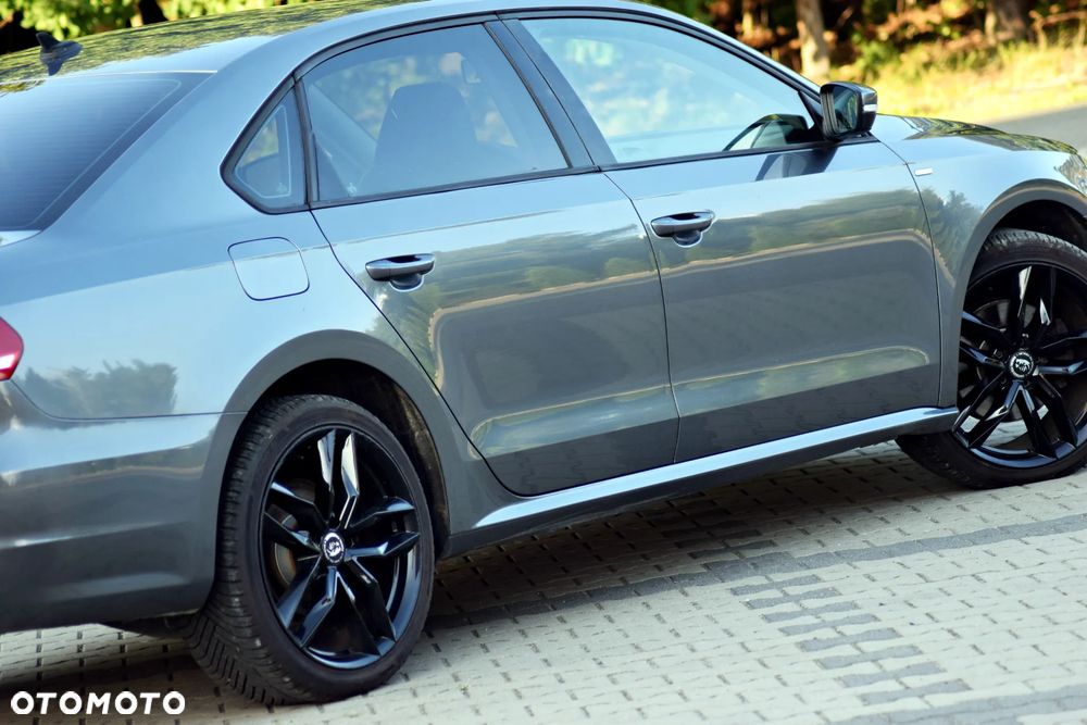 Volkswagen Passat - 19