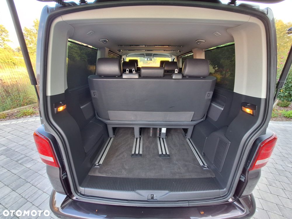 Volkswagen Multivan - 13
