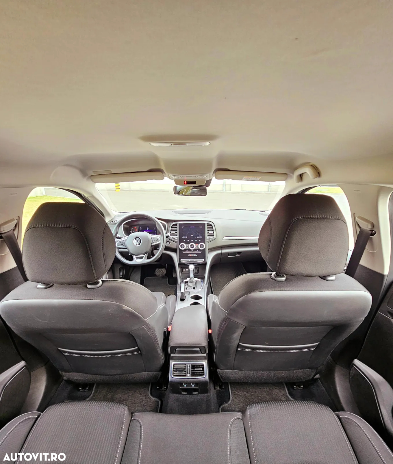 Renault Megane BLUE dCi 115 EDC BUSINESS EDITION - 21