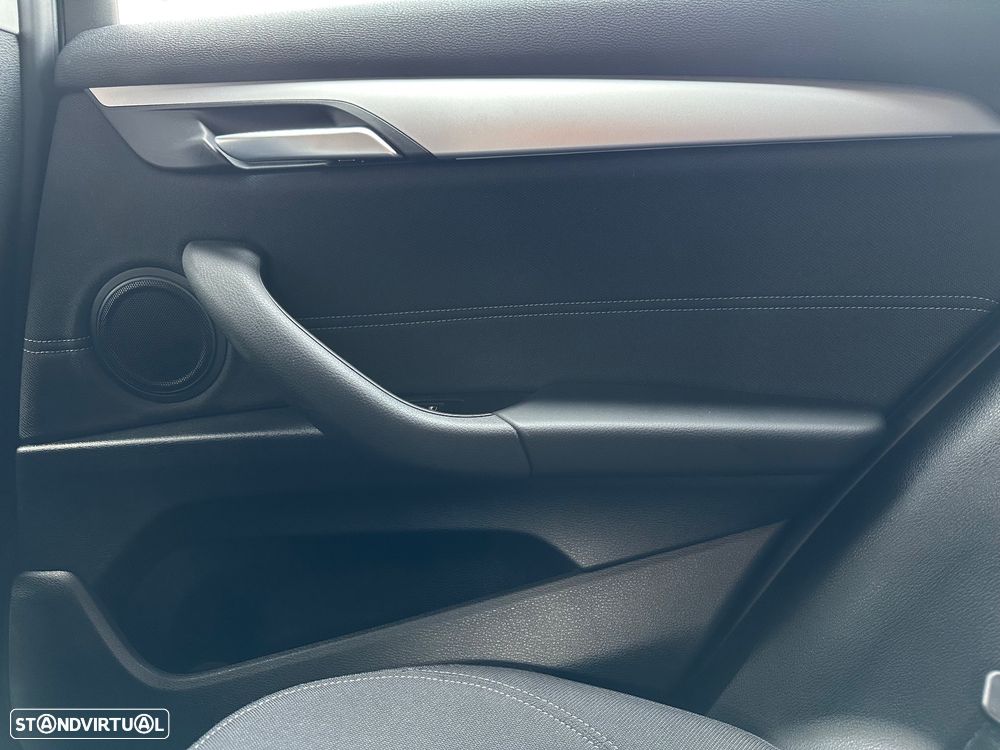 BMW X2 25 e xDrive Advantage - 34