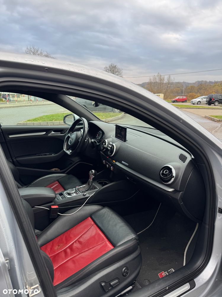 Audi S3 S tronic - 21