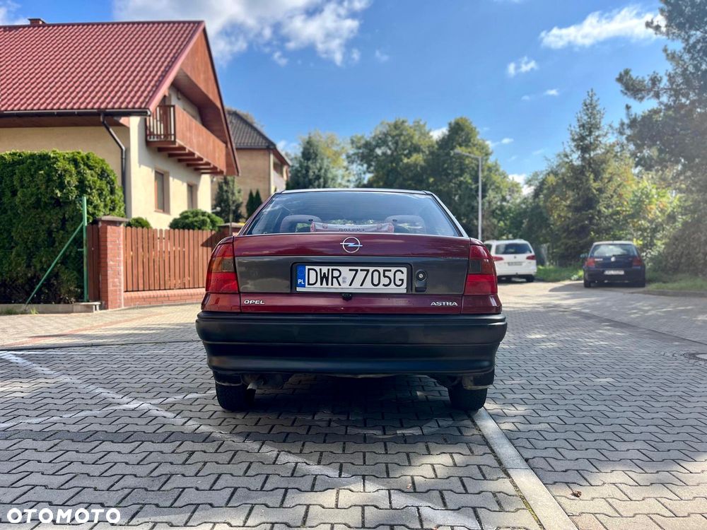 Opel Astra - 6