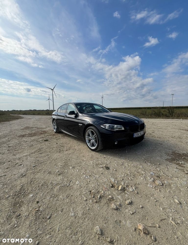 BMW Seria 5 528i xDrive - 9