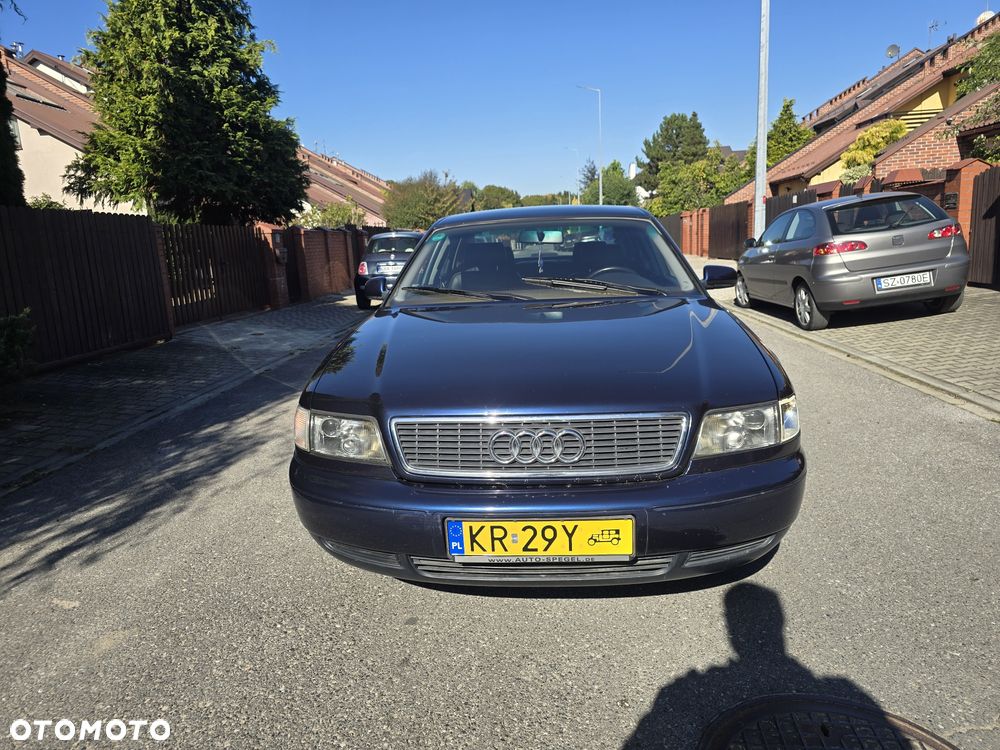 Audi A8 - 2