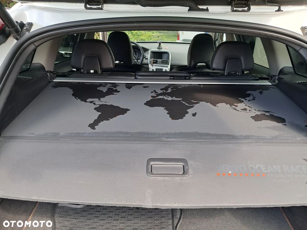 Volvo XC 60 D4 Drive-E Ocean Race - 13
