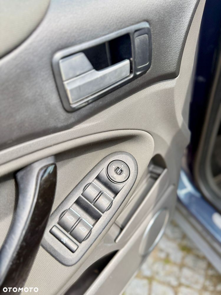 Ford Kuga 2.0 TDCi Titanium S MPS6 - 16