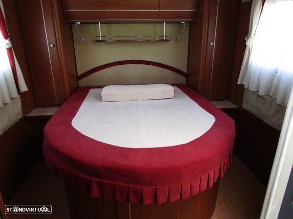 McLouis Tandy 672 Cama central - 40