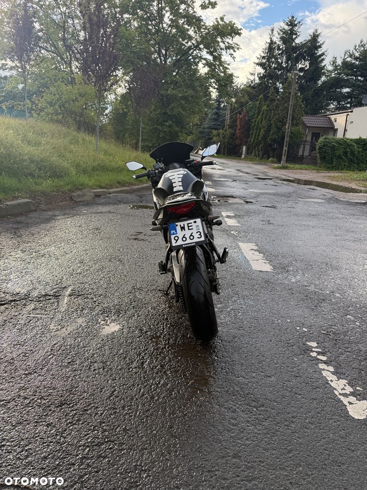 Kawasaki ER - 3