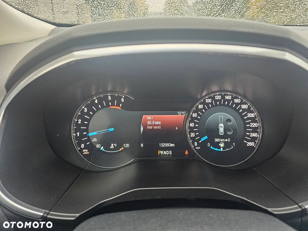 Ford Edge 2.0 TDCi Bi-Turbo 4x4 Titanium - 18