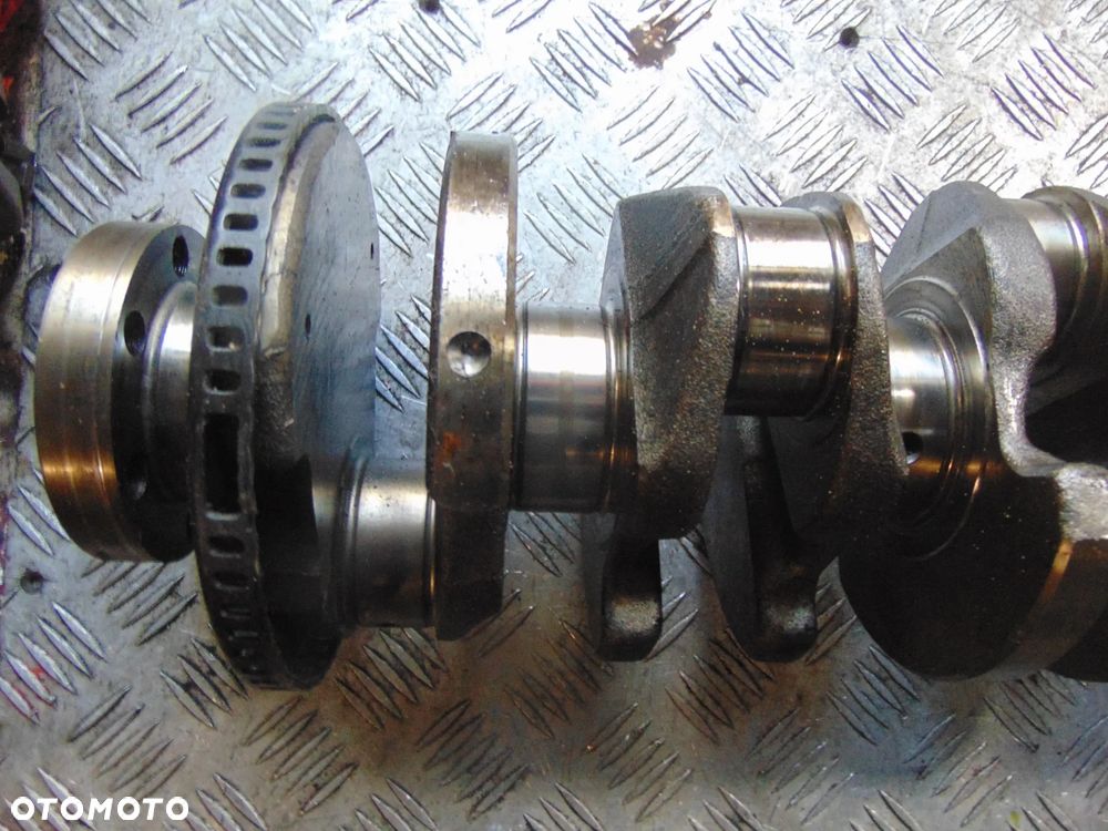 Wał korbowy Fiat Alfa 2,4 JTD - 6