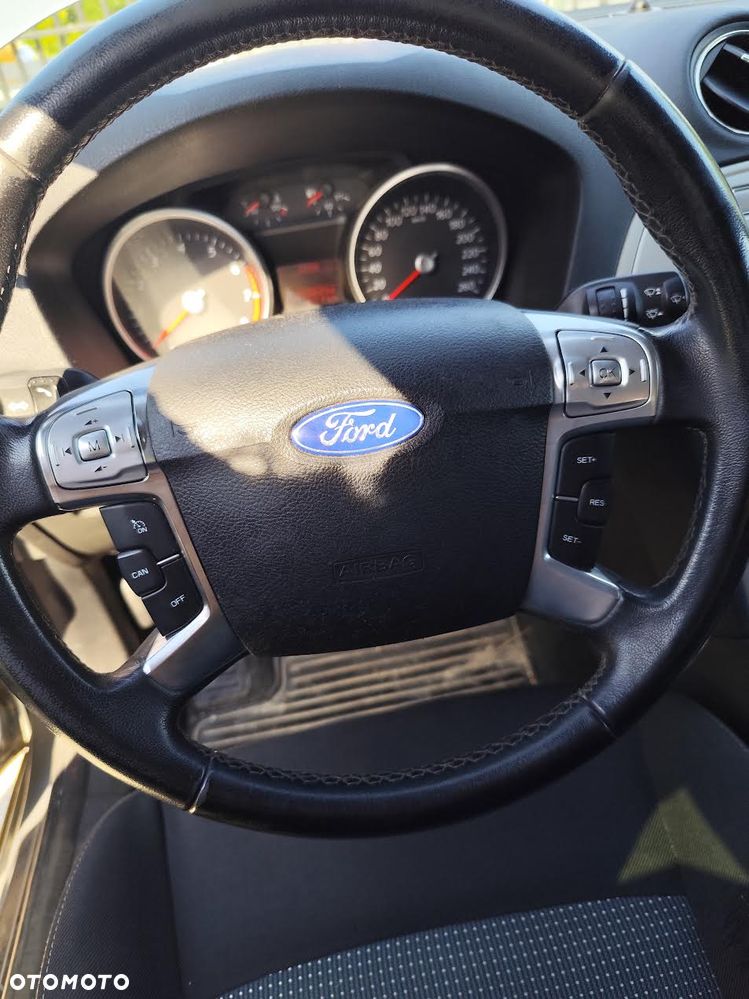 Ford Mondeo 2.0 Titanium - 9