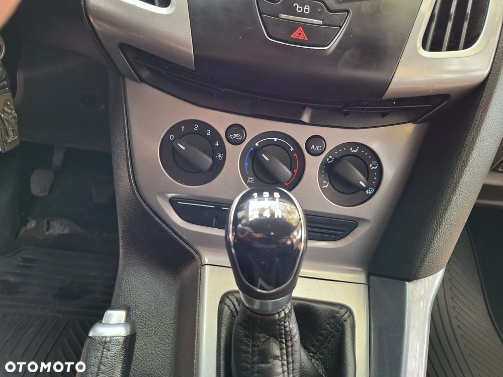 Ford Focus - 16
