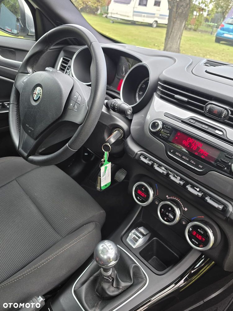 Alfa Romeo Giulietta - 16