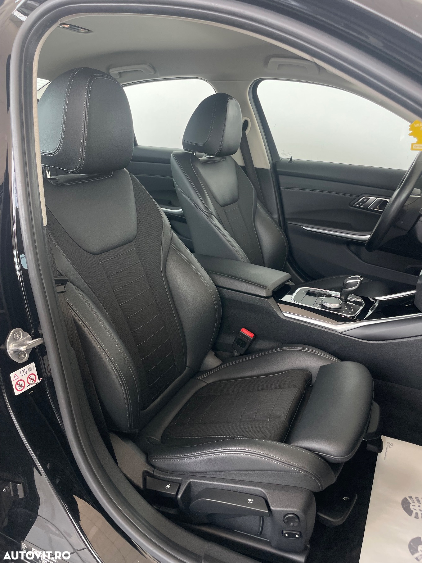 BMW Seria 3 318d AT MHEV - 12