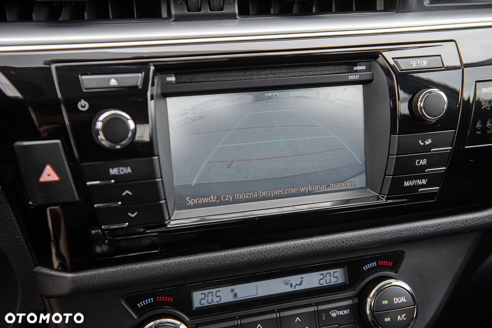 Toyota Corolla 1.6 Prestige EU6 - 7